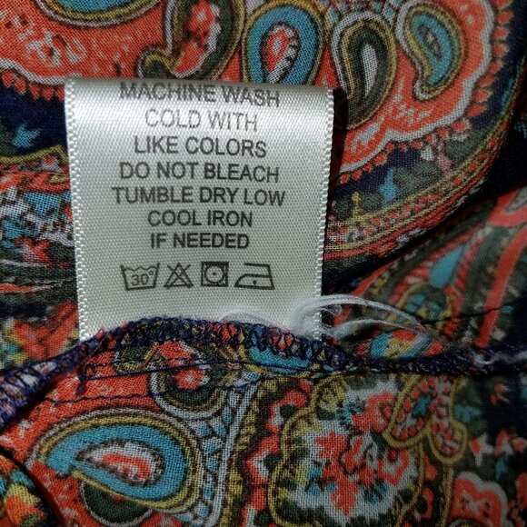 Live 4 Truth Sleeveless Paisley Blouse Medium - Picture 12 of 14